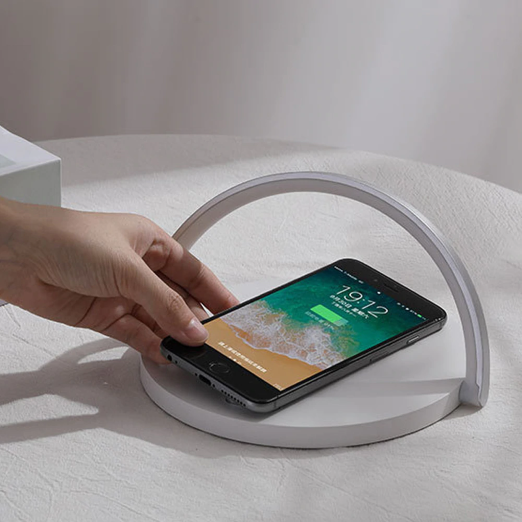 Fast Qi Wireless Charger Table Lamp Fast Qi Wireless Charger Table Lamp